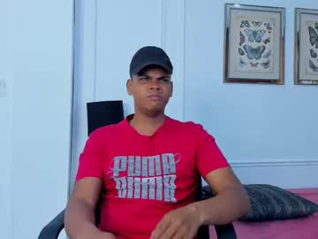 Aaron_9827 Chaturbate stream image from January 26, 2025