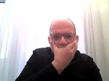 Beardman916444 Chaturbate stream image from January 26, 2025