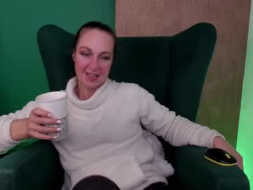 Gwencarter Chaturbate stream image from January 26, 2025