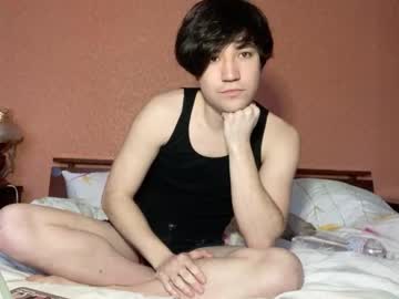 Hypomania2 Chaturbate stream image from January 26, 2025
