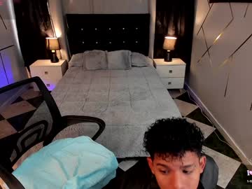 Noah_Smith04 Chaturbate stream image from January 26, 2025