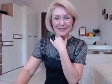 Jasmin18v Chaturbate stream image from January 26, 2025