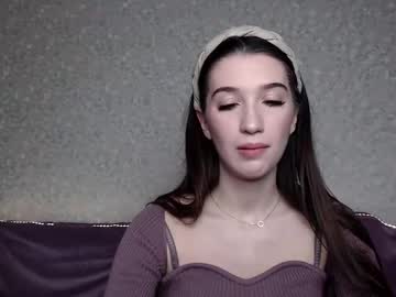 Lucyree63 Chaturbate stream image from January 26, 2025