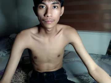 Toby_Strong18 Chaturbate stream image from January 26, 2025