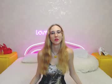 Klaryevans Chaturbate stream image from January 26, 2025