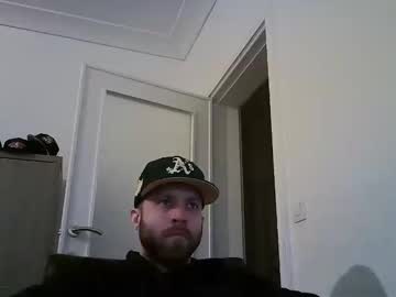 Skinnyrocket Chaturbate stream image from January 26, 2025