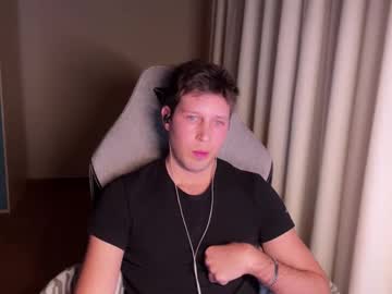 Spaduz Chaturbate stream image from January 26, 2025