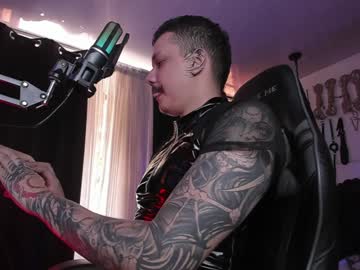 Allanhurtss Chaturbate stream image from January 26, 2025