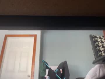 Carpenterboyy199333 Chaturbate stream image from January 26, 2025