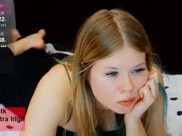 Sherrylime Chaturbate stream image from January 26, 2025