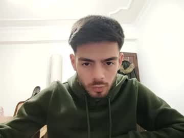 Asihandsome06 Chaturbate stream image from January 26, 2025