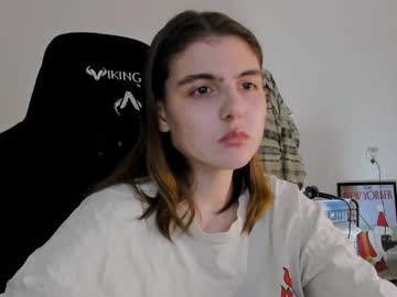 Emmamon Chaturbate stream image from January 26, 2025