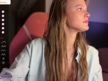 Stefanie_Collins Chaturbate stream image from January 26, 2025