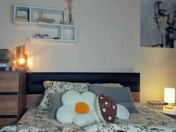 Cute_Caprice Chaturbate stream image from January 26, 2025