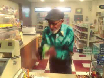 Footman699 Chaturbate stream image from January 26, 2025