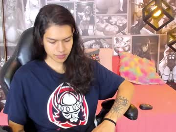 Mike_Crimson Chaturbate stream image from January 26, 2025