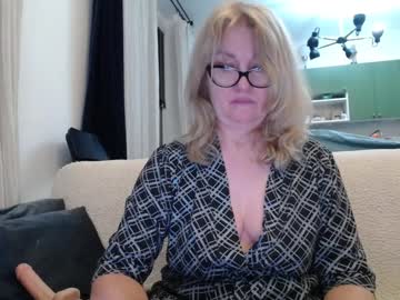 Blond_Woman Chaturbate stream image from January 26, 2025