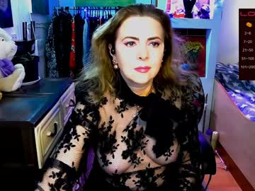 Delicecat Chaturbate stream image from January 26, 2025