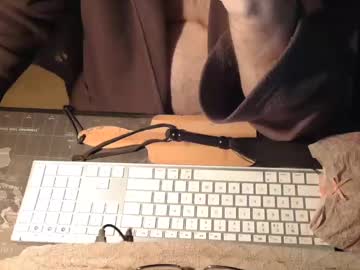 Amslave4f Chaturbate stream image from January 26, 2025