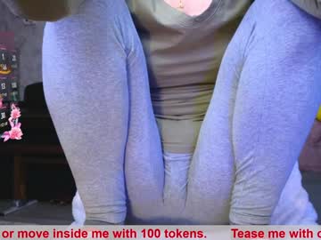 Crystalobsession Chaturbate stream image from January 26, 2025