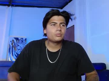 Davidbless Chaturbate stream image from January 26, 2025