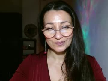 Ginaoneon Chaturbate stream image from January 26, 2025