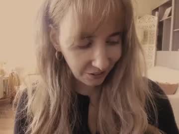 Hey_Gem Chaturbate stream image from January 26, 2025