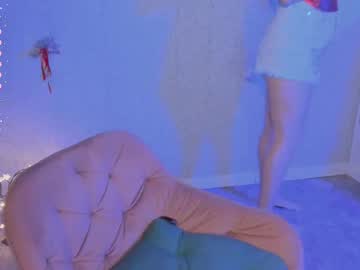 Violet____H Chaturbate stream image from January 26, 2025