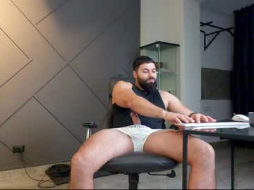 Glennmasters Chaturbate stream image from January 26, 2025