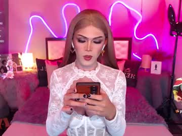 Maddisonwil Chaturbate stream image from January 26, 2025