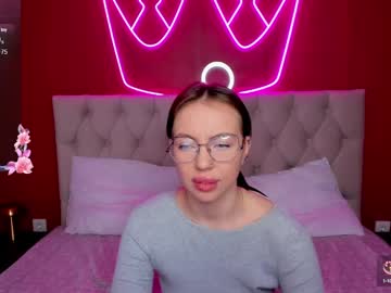 Amandafields Chaturbate stream image from January 27, 2025