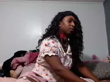 Femdom_Senna Chaturbate stream image from January 27, 2025
