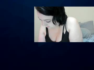 Lilimariexx Chaturbate stream image from January 27, 2025