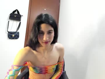 Safiro_Queen Chaturbate stream image from January 27, 2025