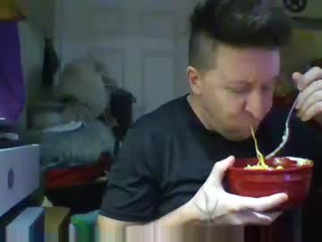 Trillnonymau5 Chaturbate stream image from January 27, 2025