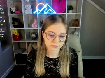 Helen_Hampton Chaturbate stream image from January 27, 2025