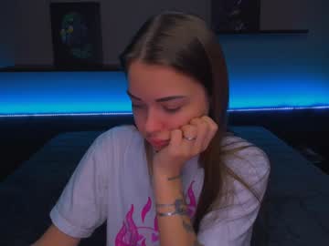 Alexabarkley Chaturbate stream image from January 27, 2025