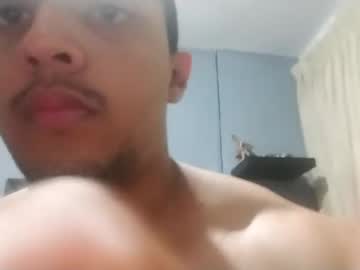 Erosbills Chaturbate stream image from January 27, 2025
