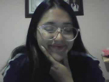 Sweetyypeach Chaturbate stream image from January 27, 2025