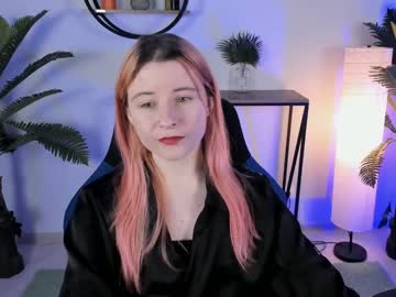 Lexiwenford Chaturbate stream image from January 27, 2025