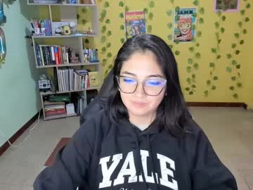 Littleprety6969 Chaturbate stream image from January 27, 2025