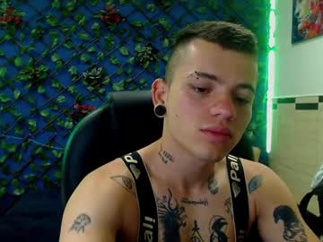 Rennesanti Chaturbate stream image from January 27, 2025