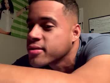 Cakedupmothman Chaturbate stream image from January 27, 2025