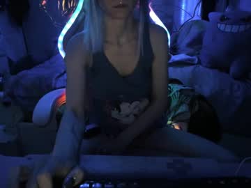 Greeneyedlovexo Chaturbate stream image from January 27, 2025