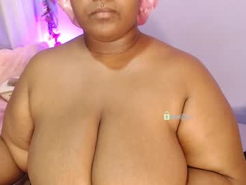 Grumosa_Velvet Chaturbate stream image from January 27, 2025