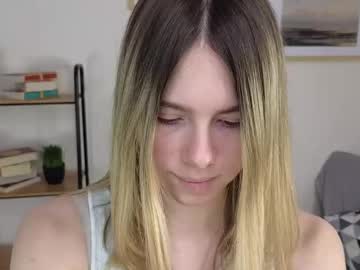 Michelle_Greenn Chaturbate stream image from January 27, 2025