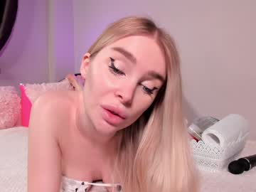 D1na_Bunny Chaturbate stream image from January 27, 2025