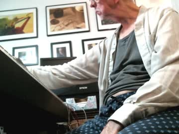Jamestheolder Chaturbate stream image from January 27, 2025