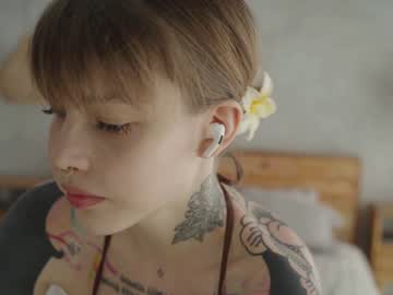 Mileeena Chaturbate stream image from January 27, 2025