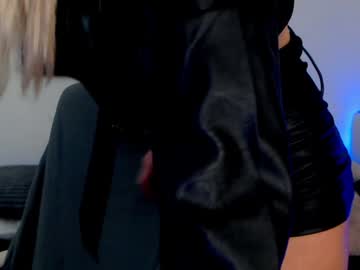 Mistressevelyn_ Chaturbate stream image from January 27, 2025